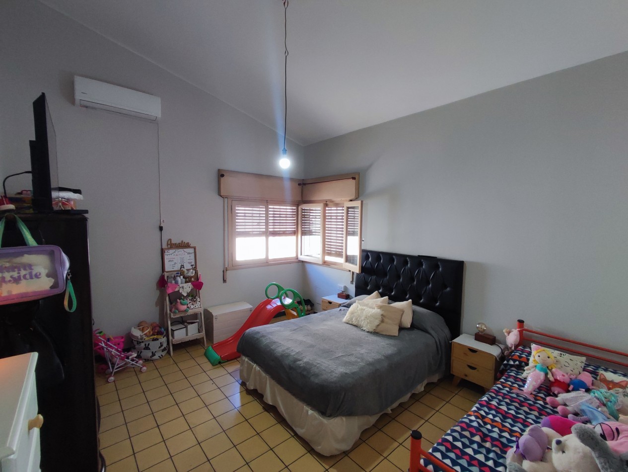 VIVIENDA CENTRICA CON LOTE DE 588M2