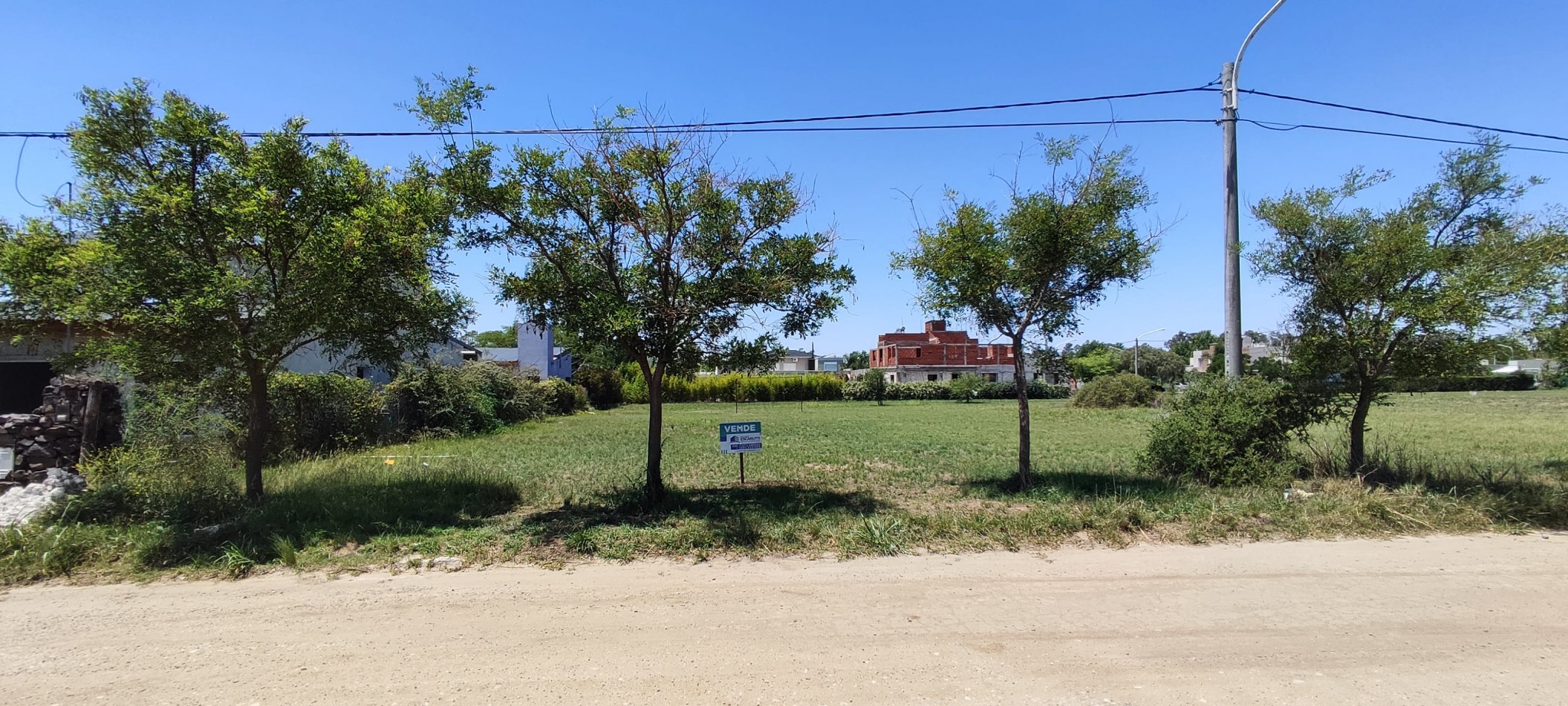 LOTE 720M2 A UNA CUADRA DEL LAGO T. DEL FUNDADOR