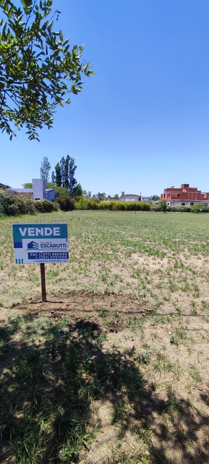 LOTE 720M2 A UNA CUADRA DEL LAGO T. DEL FUNDADOR