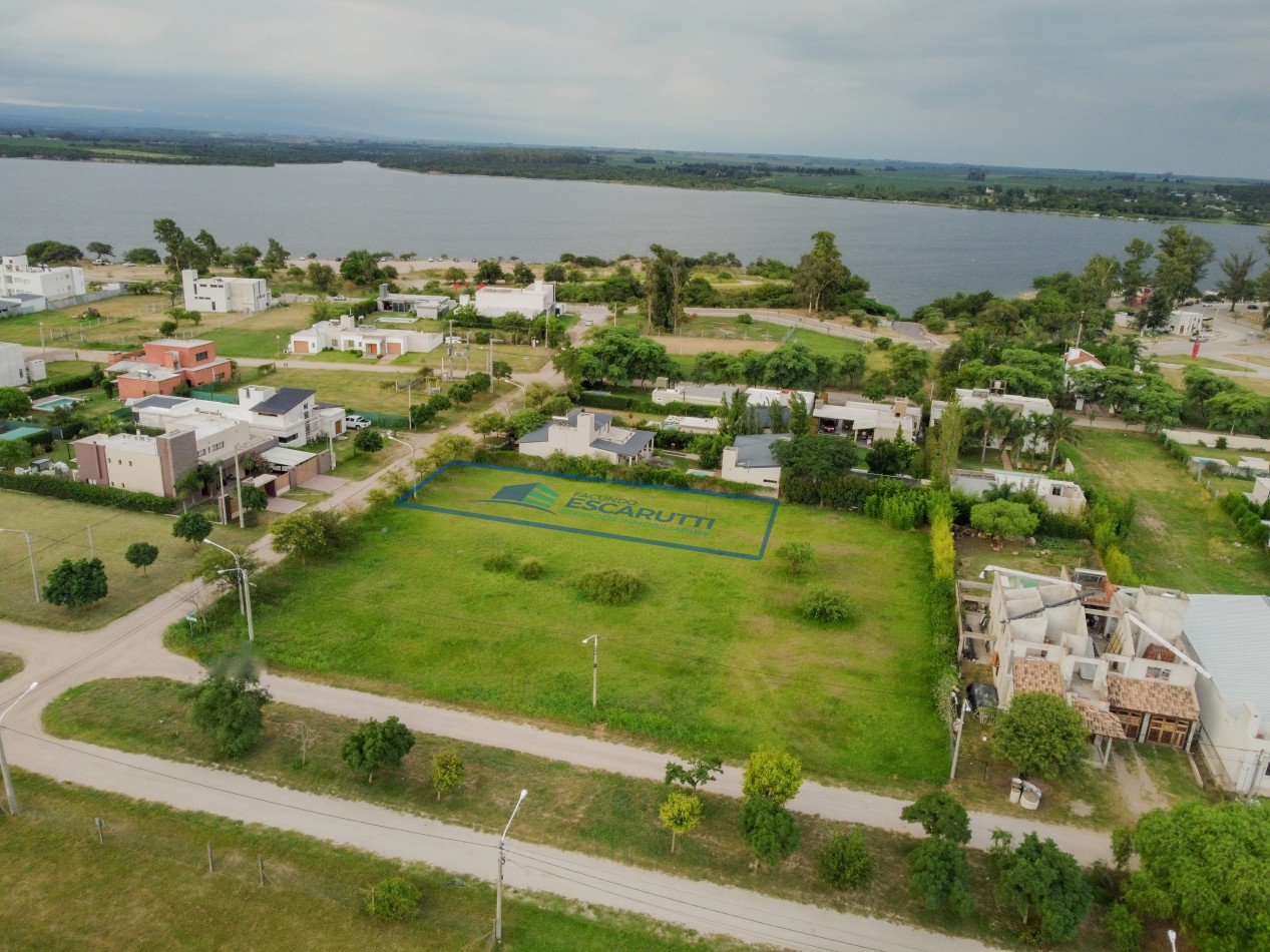 LOTE 720M2 A UNA CUADRA DEL LAGO T. DEL FUNDADOR