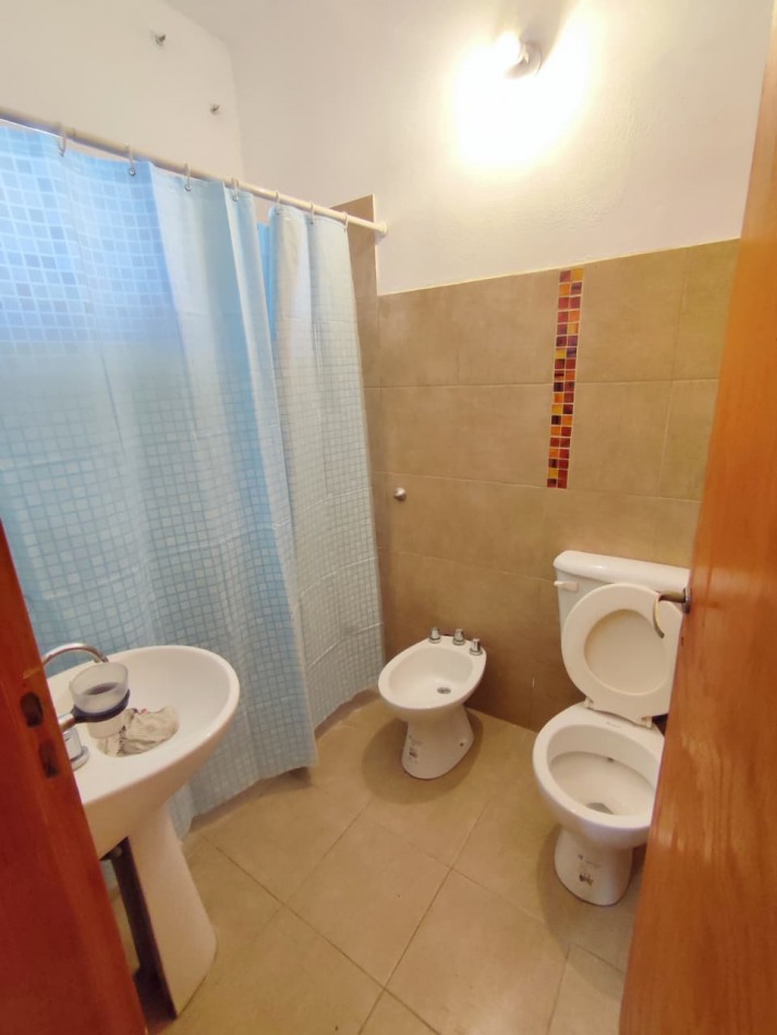 CASA EN ALQUILER CALLE PASO N°454, ALMAFUERTE