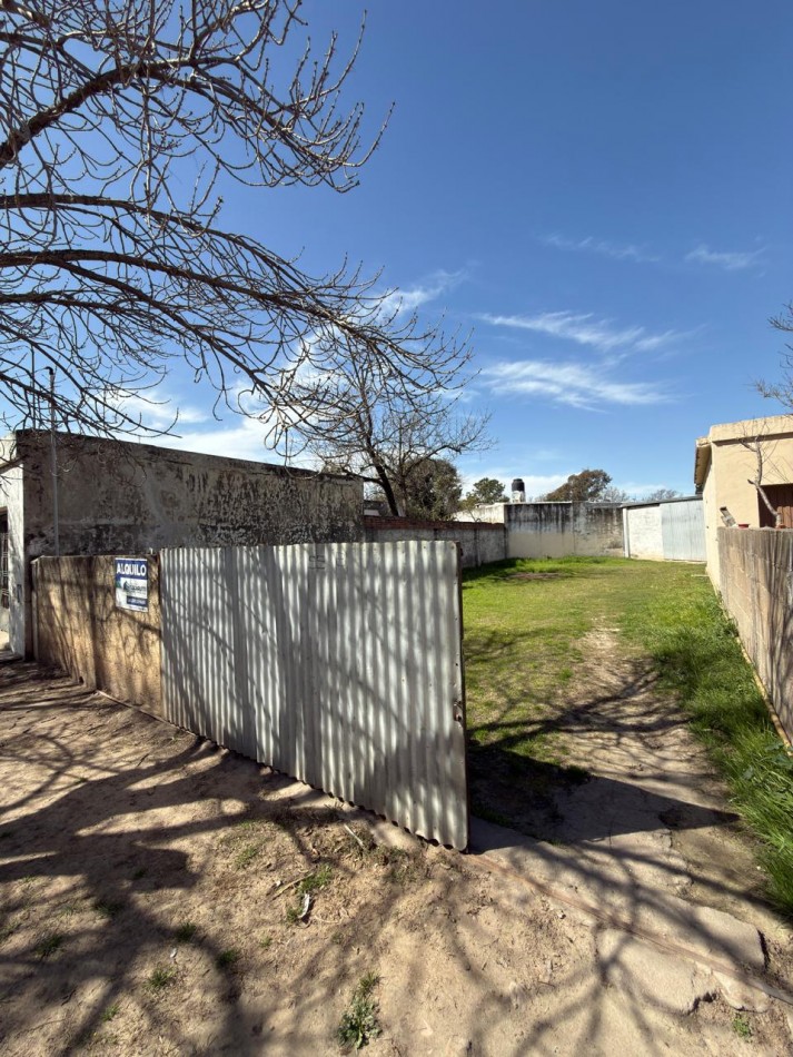 ALQUILER CASA AV. DEAN FUNES 55 DE UN DORM P/ DOS PERSONAS. 