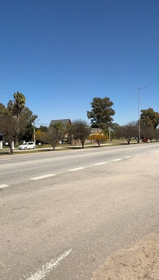 LOTES FRENTE COMPLEJO PLAYA CHIC- LAGO PIEDRAS MORAS