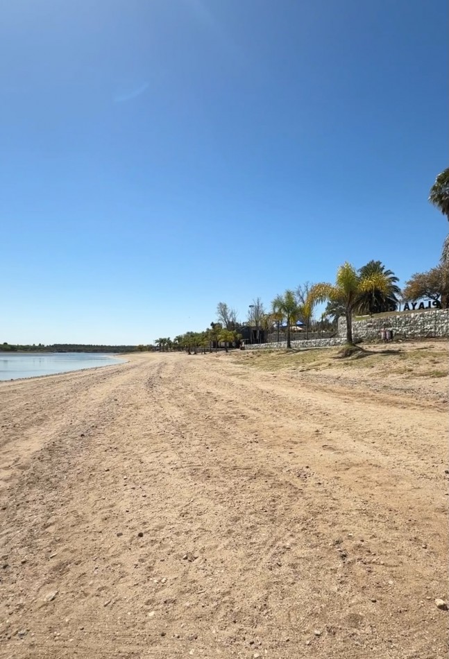 LOTES FRENTE COMPLEJO PLAYA CHIC- LAGO PIEDRAS MORAS