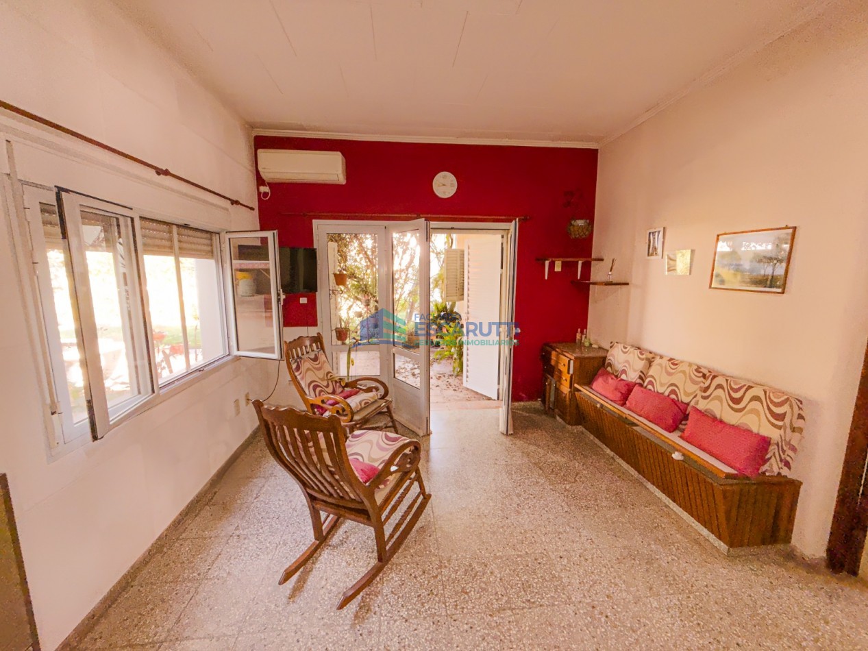 CASA CENTRICA TRES DORM+ DEPTO. MONOAMB. LOTE CON DOBLE SALIDA