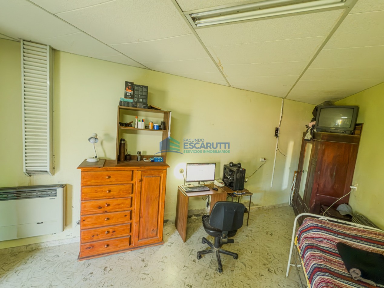 CASA CENTRICA TRES DORM+ DEPTO. MONOAMB. LOTE CON DOBLE SALIDA