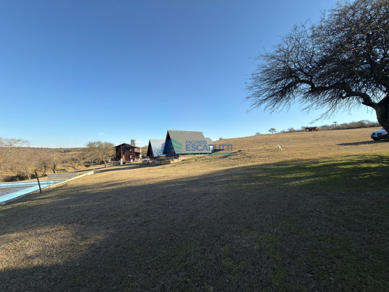 EXCELENTE CAMPO de 54 HAS. S/ COSTA DE ARROYO C/ TRES CABAÑAS A 20 MINUTOS DE ALMAFUERTE. 