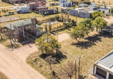 LOTE ESQUINA A DOS CUADRAS DEL LAGO- ALMAFUERTE